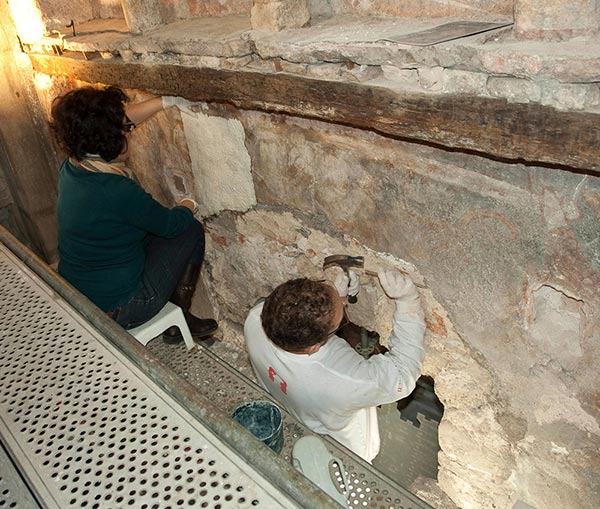 Campaña de restauración del retablo mural de San Pedro
